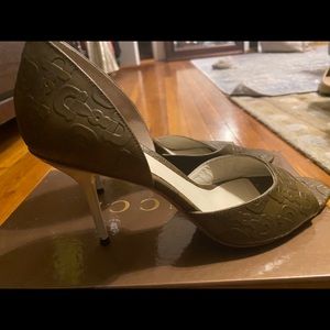 Vintage Horsebit Gucci peep toe heels